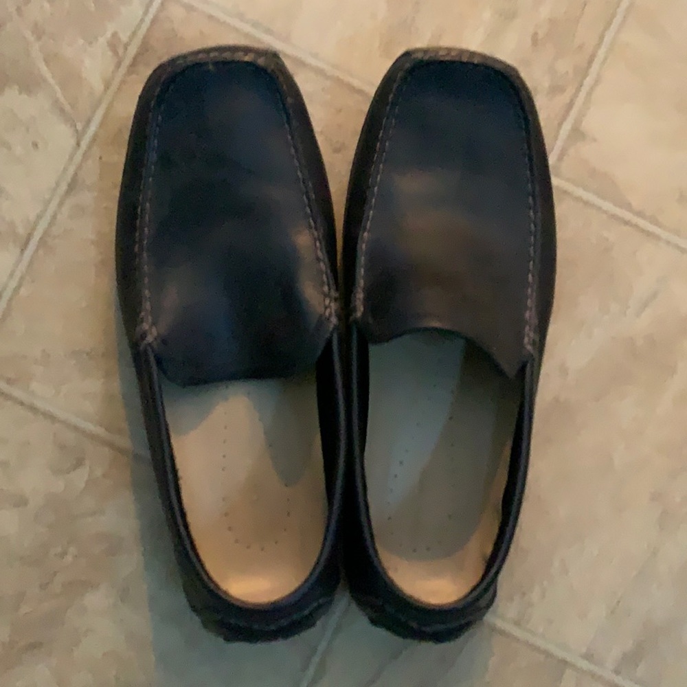 Banana Republic loafers never worn